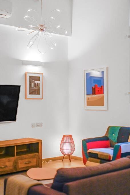 Sliema Unique 4 Bedroom Townhouse Off The Beach ภายนอก รูปภาพ