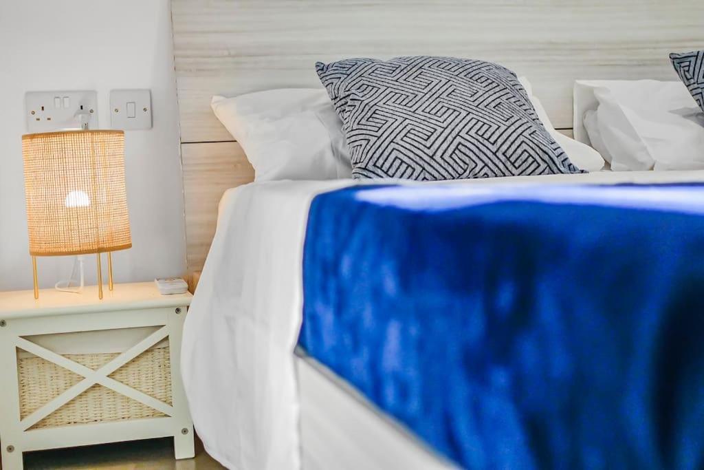Sliema Unique 4 Bedroom Townhouse Off The Beach ภายนอก รูปภาพ
